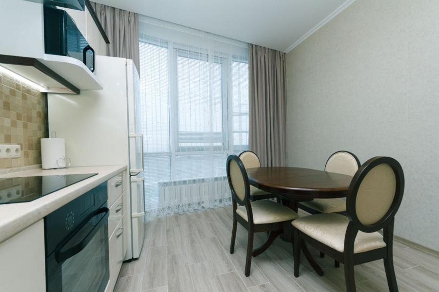 Apart Assistant On Smart Plaza Otel Kiev Dış mekan fotoğraf